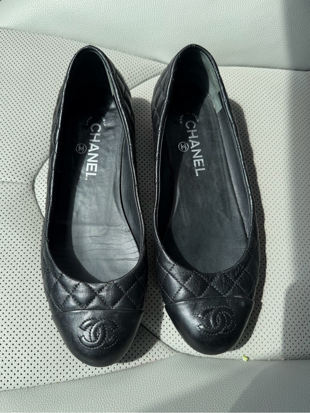 Chanel Lambskin Quilted Cap Toe Ballerina Flats 38.5 Black
